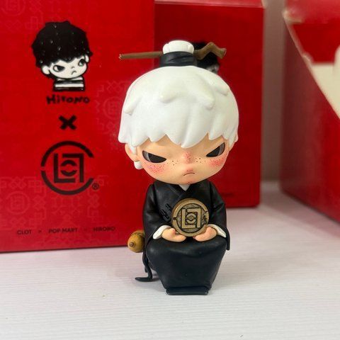 Фігурка Pop Mart - Hirono&times;Clot Series 010273 фото